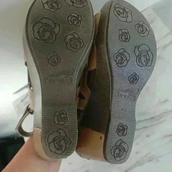 Dansko Womens Tan Leather Felecia Strappy Wedge Heels 41 - Picture 5 of 14